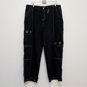 NWT HOT TOPIC Cargo Pants w/ Contrast Stitching and Grommets